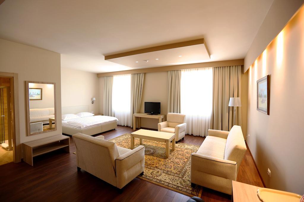 Hotel Quercus Medjugorje Bilik gambar