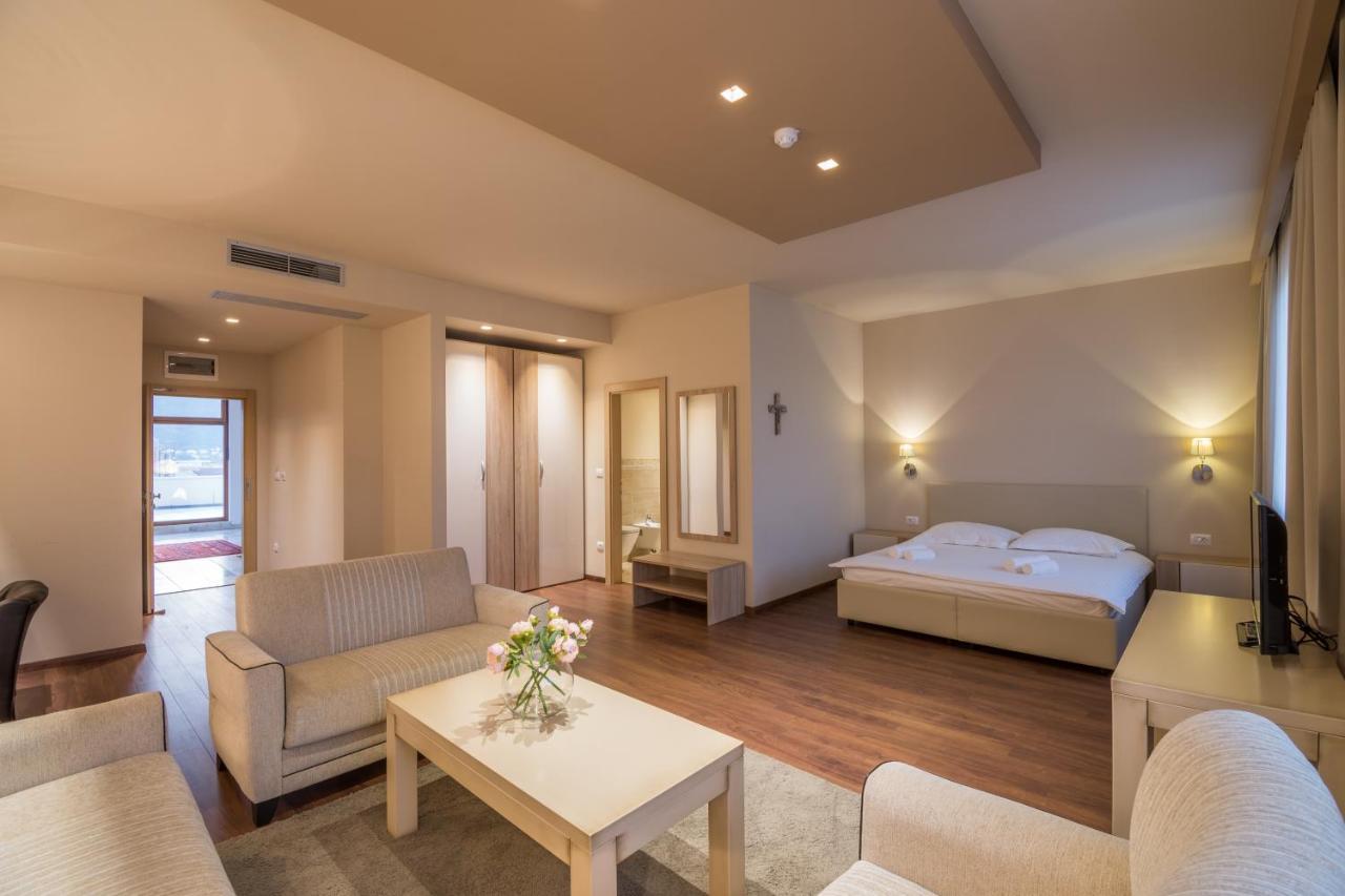 Hotel Quercus Medjugorje Luaran gambar