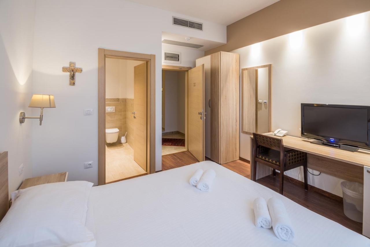 Hotel Quercus Medjugorje Luaran gambar