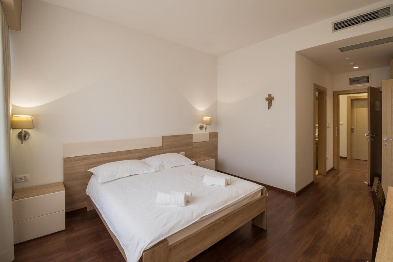 Hotel Quercus Medjugorje Luaran gambar